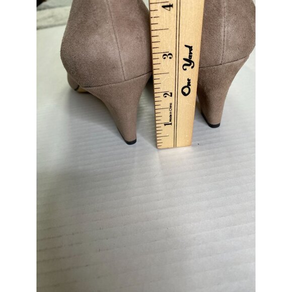 Trotters Signature NWOB Penelope Womens Tan Suede 2 1/4" Heel Shoe Size 10 1/2W - Picture 7 of 7